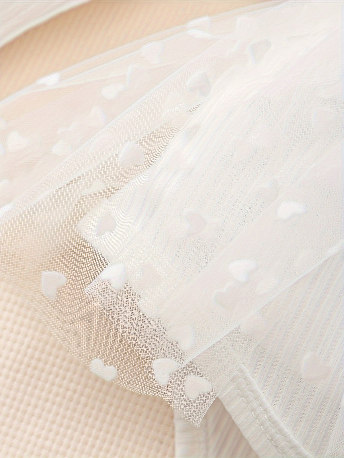 Baby Girls' White Floral Skirted Bodysuit and Bow Headband Set with Long Sleeves and Heart Pattern Tulle