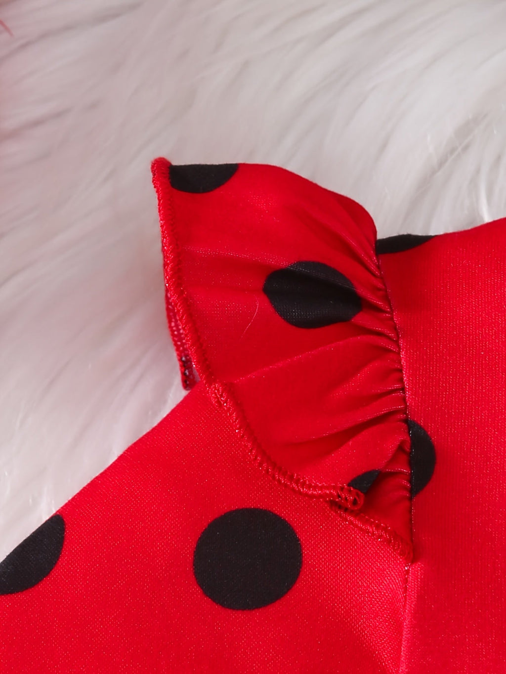 Baby Girls' Ladybug Outfit with a Ruffle Shoulder Long Sleeve Top and Matching Pants and Headband