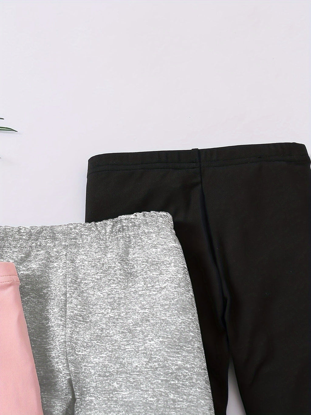 Girls' Heart Print Leggings 3-Pack in Pink, Gray and Black for Everyday School and Casual Outfit Layers