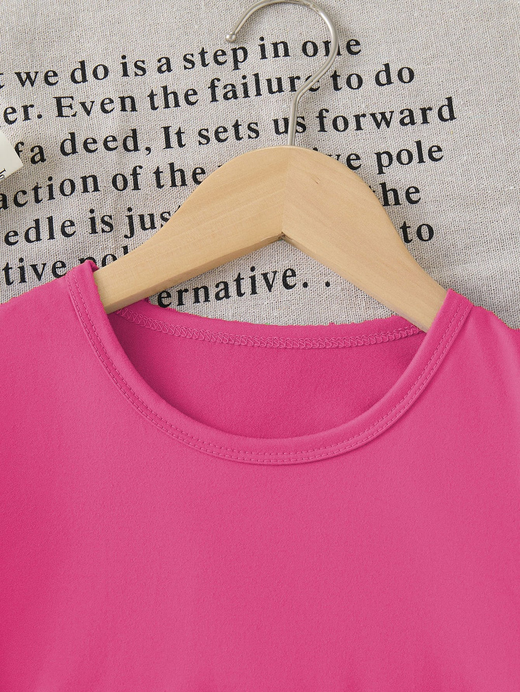 Girls' Sassy Saurus Dinosaur T-Shirt in Rose Red with a Bow Wearing Cartoon Dinosaur and Short Sleeves
